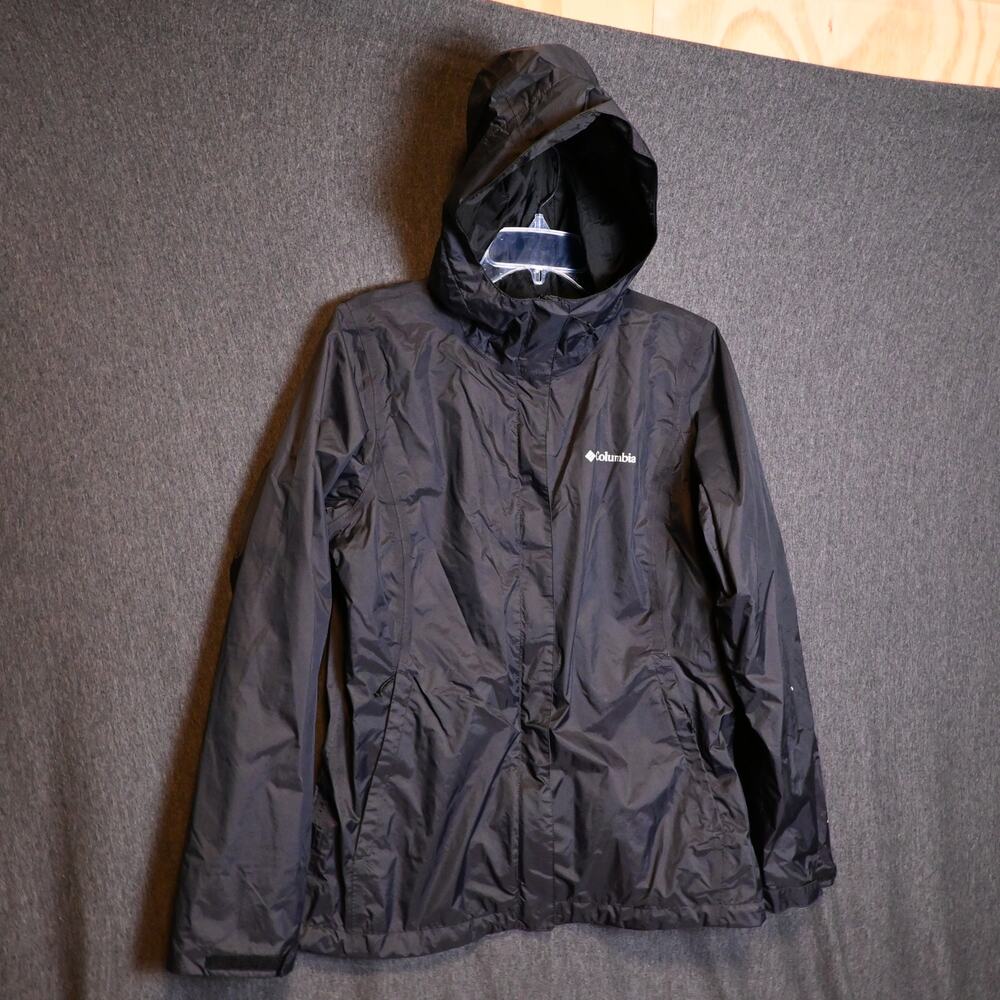 Columbia Women's M Arcadia II Rain Jacket Waterproof Outdoors Coat Black